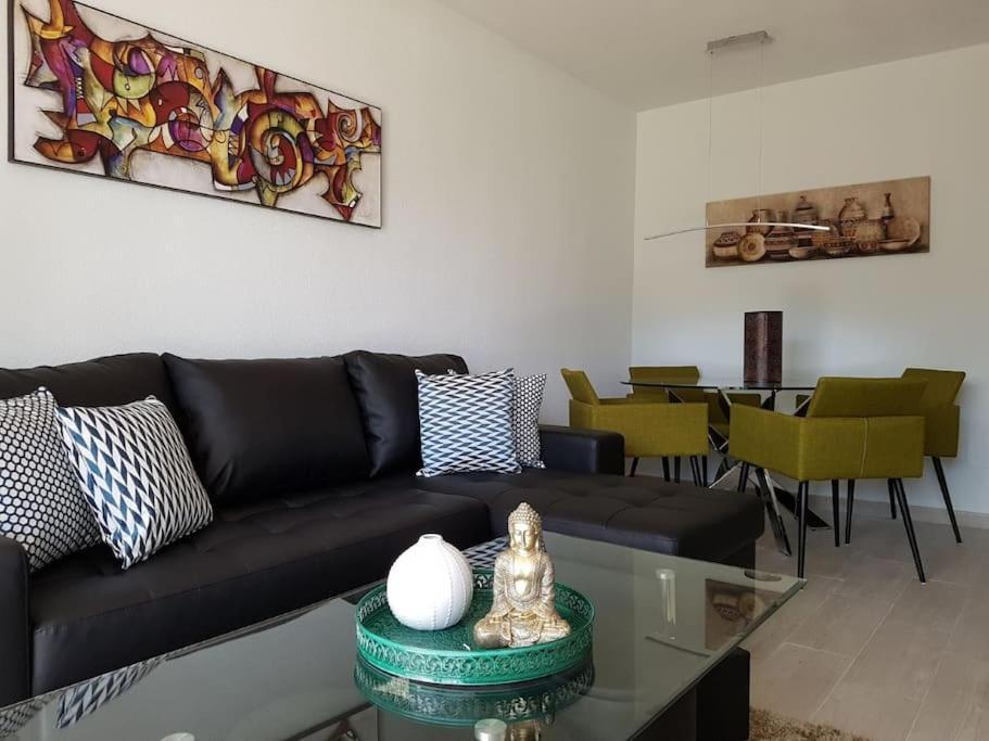 Beautiful Apartment In La Carihuela, Torremolinos Esterno foto